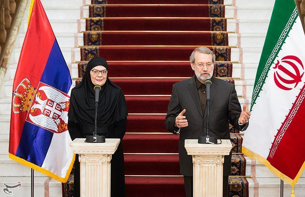 Maja Gojkovic ismét támogatja Irán testvéri népét, Szerbia leginkább szabadságszerető barátját - ezzel a bejegyzéssel került fel ez a kép az X-re 2023 októberében