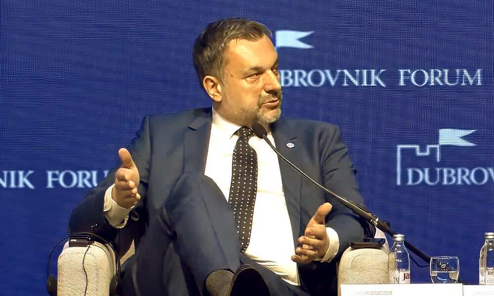 A bosznia-hercegovinai külügyminiszter szerint Milorad Dodik orosz befolyás alatt van, főleg azt követően, hogy a hónap elején Oroszországban járt