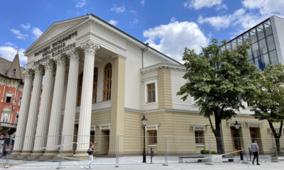 Tizenháromnál is több év kellett ahhoz, hogy még mindig ne lehessen használatba venni a Szabadkai Népszínház épületét
