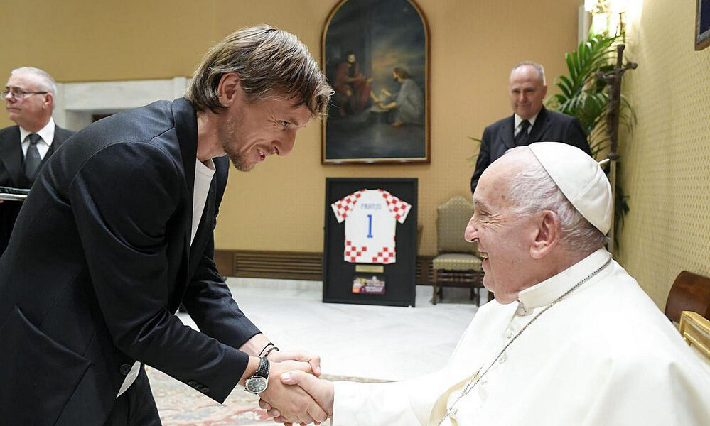 Ferenc pápa, és a horvát labdarúgás pápája, Luka Modrić
