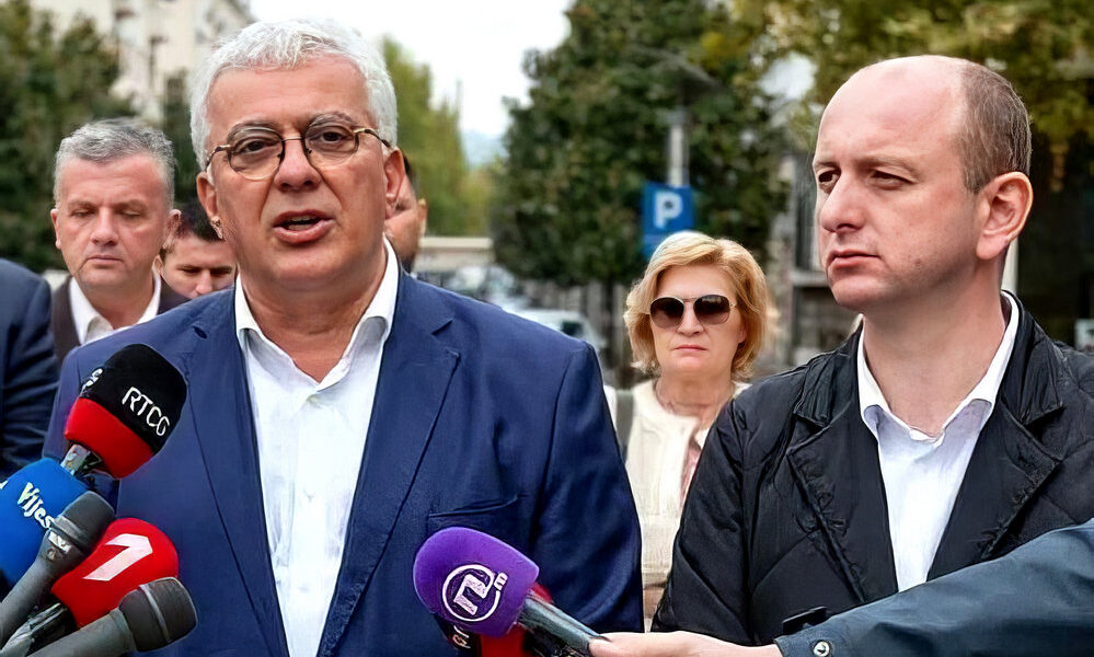 Két "ártatlan montenegrói szerb puccsista": a montenegrói Legfelsőbb Bíróság bizonyítékok hiányára hivatkozva felmentette az összes vádlottat, így a két montenegrói főszerbet is