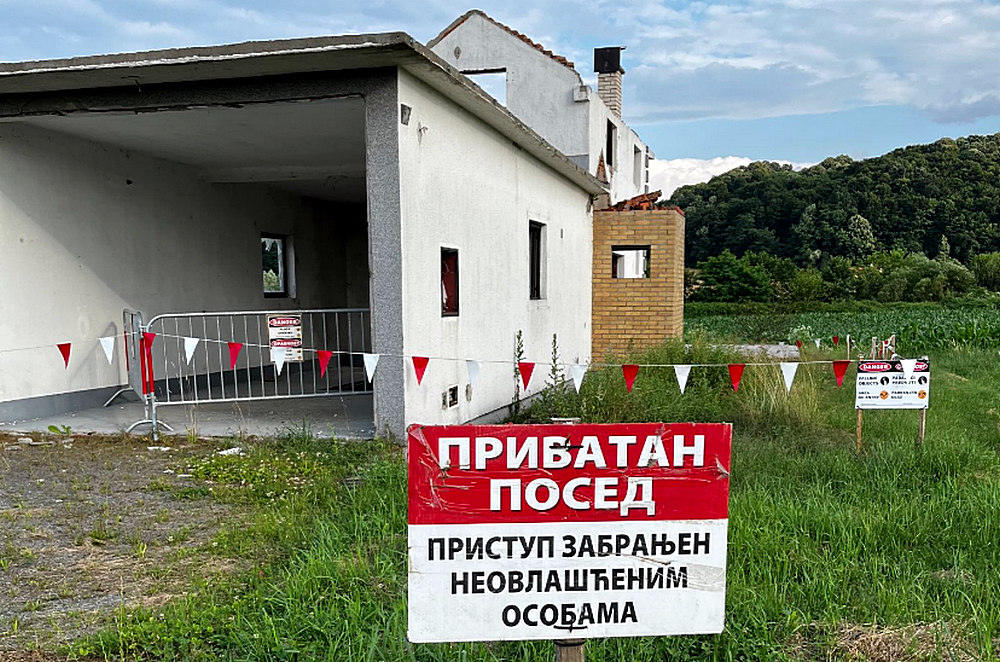 Ez a ház, és ezáltal a földterület is már a Rio Titno tulajdonában van