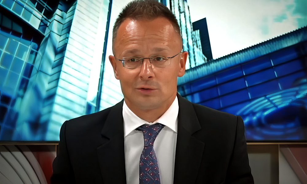 A BALK a napokban számolt be arról, hogy egy horvát szakértő szerint Magyarország most alternatív energiaforrásokat keres a kőolajat illetően, amit lényegében Szijjártó Péter nem cáfolt (Forrás: Facebook, Szijjártó Péter)