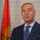 A Balkánon lassan már nem lesz egyetlen valamire való politikus sem, akit nem akarnak megölni, most állítólag egy belgrádi bűnözői csoport Milo Đukanović volt montenegrói elnököt tenné el láb alól