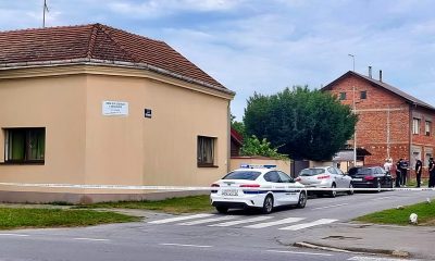 Az idősotthon, ahol a lövöldözés történt, fehér táblán az olvasható, hogy idősek és magatehetetlenek otthona
