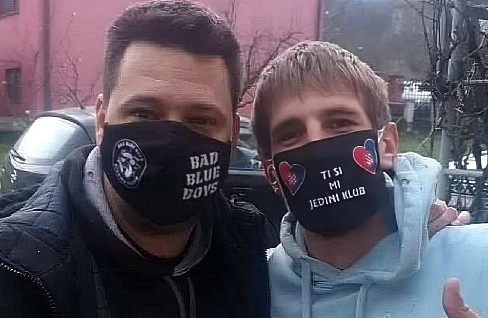 A zágrábi Dinamo és a spliti Hajduk szurkolója, amikor segíteni kell, a többit majd a stadionban lerendezik