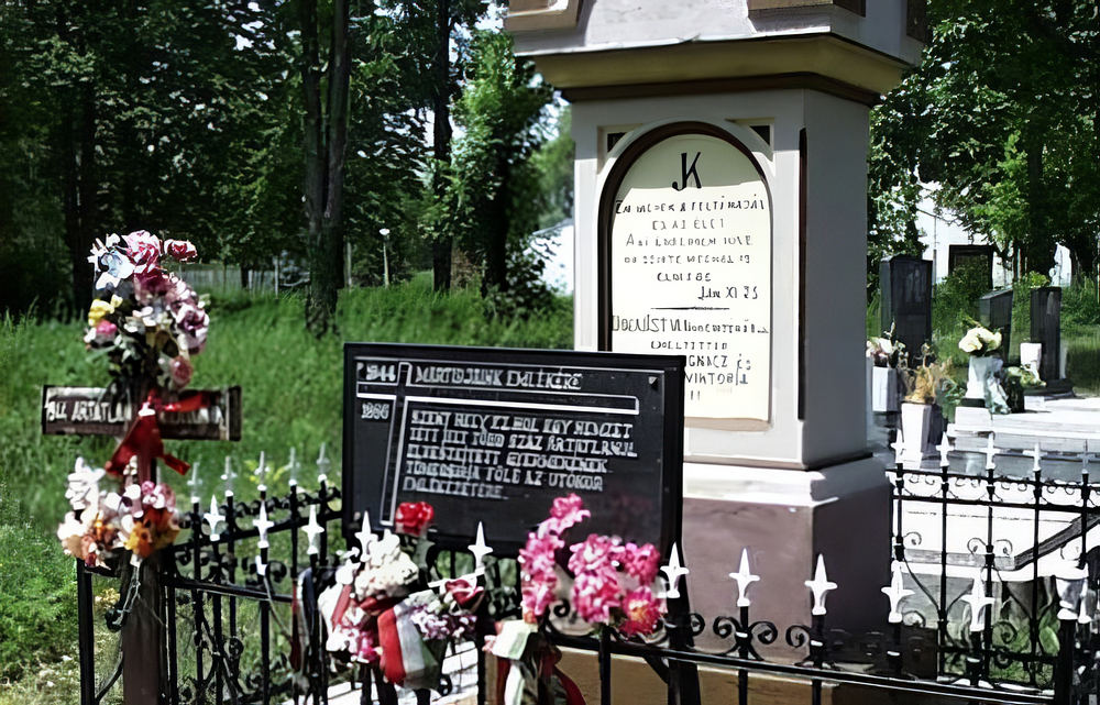 Tömegsírra épül egy bevásárlóközpont a vajdasági Szenttamáson? 4 Egy szerény emlékmű az 1944-es szenttamási áldozatoknak
