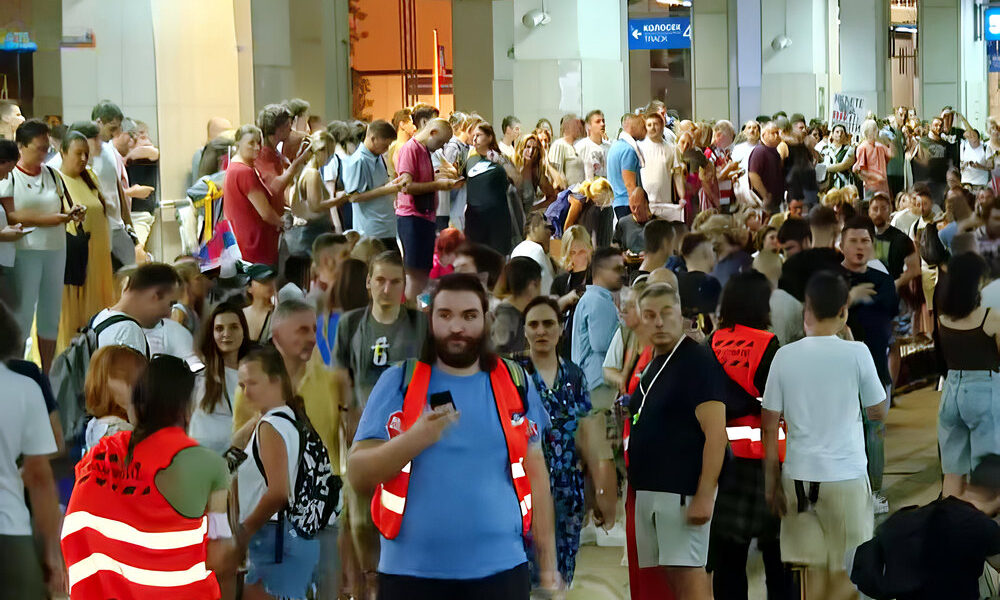 Az augusztus 10-i tüntetés résztvevői elfoglalták a belgrádi főpályaudvart