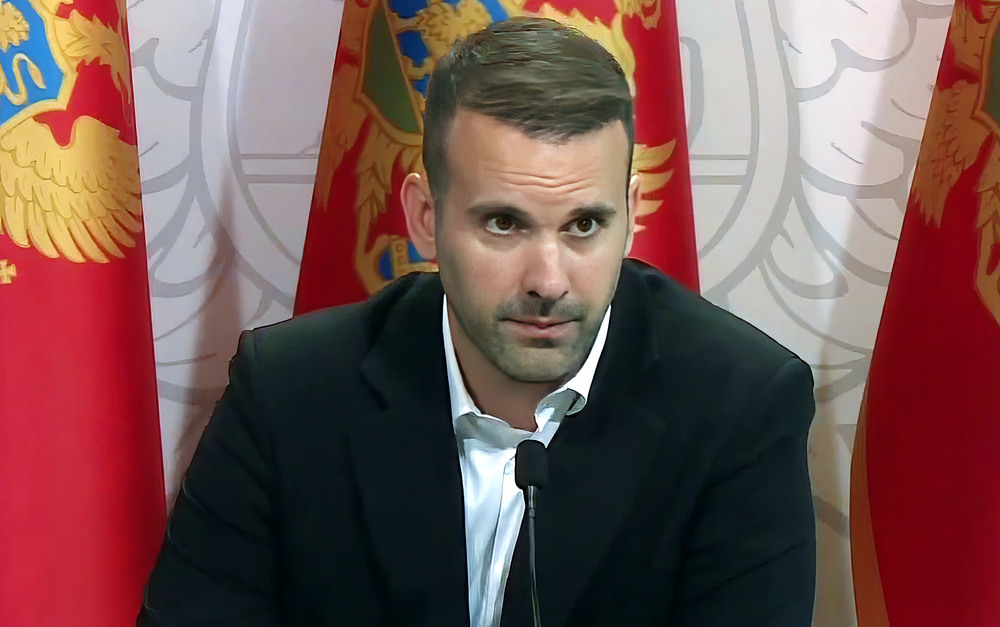 Milojko Spajić montenegrói miniszterelnök a szingapúri modellt szeretné megvalósítani Montenegróban, amelynek három alapköve közül az egyik az oktatás reformja