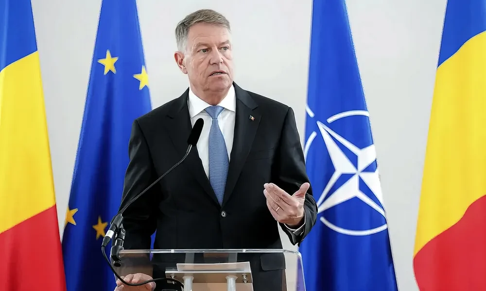 Klaus Iohannis sem a NATO, sem Európa nem kérte, így maradt neki Románia