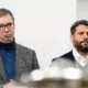 Már megint két Sándor, Aleksandar Vučić és Aleksandar Šapić. A kép arról tanúskodik, hogy nem felhőtlen a viszony köztük