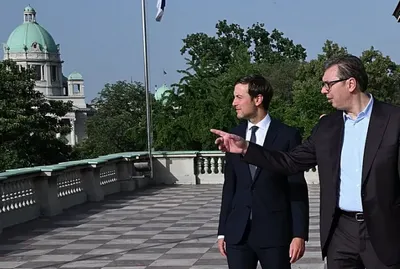 A first vej és Vucic