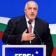 Nyert, de mégsem. Ennek ellenére az Európai Néppárt gratulált neki