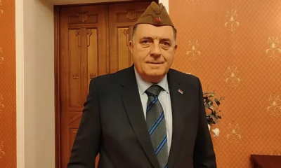 Dodik a hős vörös katona tudja, hogy merre vannak a nácik