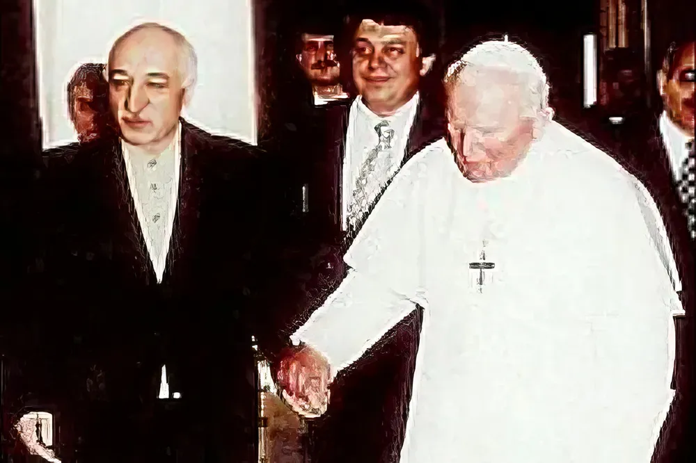 Meghalt Fethullah Gülen – de a harc folytatódik ellene 2 Fethullah Gülen és II. János Pál pápa