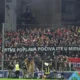 Minden azzal a szép gesztussal kezdődött, hogy a magyar szurkolók molinót bontottak, amellyel azt üzenték a nem régi árvíz áldozatainak, hogy nyugodjanak békében