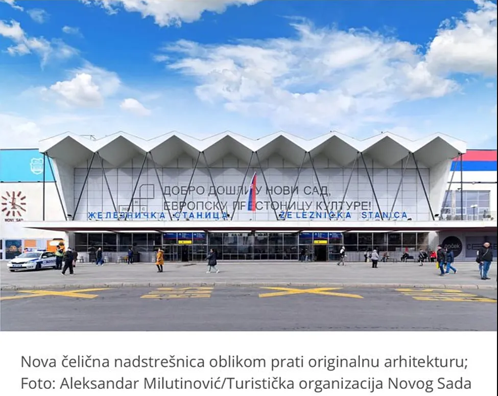 Az Újvidéki Idegenforgalmi Szervezet korábban büszkén említette, hogy az új vasszerkezet követi az állomás megjelenését