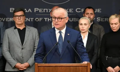 Letartóztatták, amit ő úgy értelmez, hogy önként bocsátotta magát a hatóságok rendelkezésére