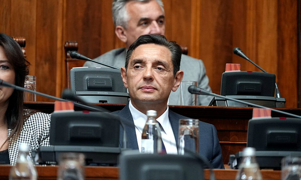 Aleksandar Vulin, a Szocialisták Mozgalmának egyik alapítója. A pártot 2008-ban alapult, de csak 2012 óta vesz részt a választásokon a Szerb Haladó Párt ernyője alatt
