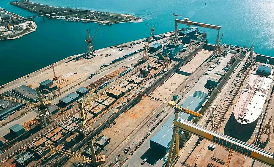 A Damen Mangalia leszállította az első két szerkezetet a Neptun Deep projekthez