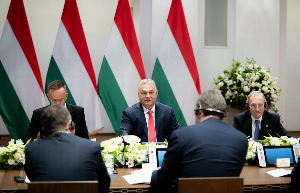 Szerbia mégis bevásárolná magát Paksba, 2026-ban lesz vasút Budapest és Belgrád között 3 A magyar "kapitány"