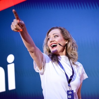 Elena Lasconi 