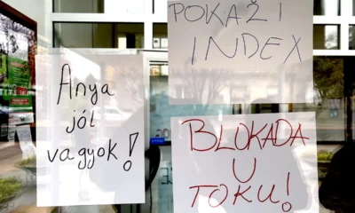 Anya, jól vagyok! Ez a felirat fogad a szabadkai Közgazdasági Kar épületének bejáratánál