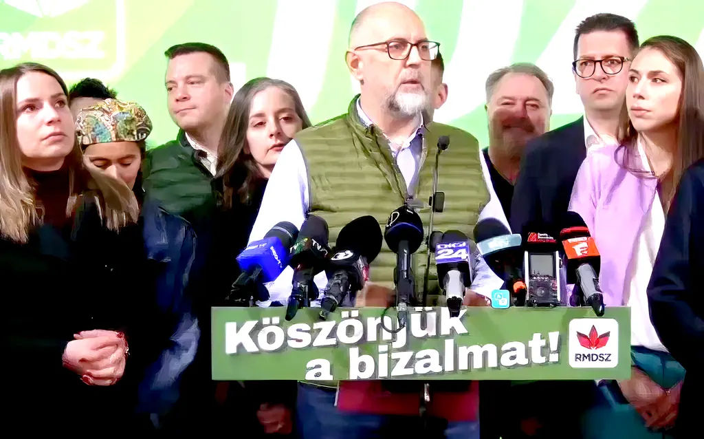 A szövetség félelme, hogy a romániai magyarok is hasonlóan büntetni fogják a felépítésében, működésében, retorikájában a fősodor pártjaihoz hasonló RMDSZ-t, nem következett be.