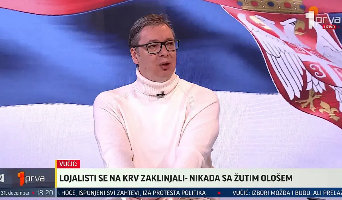 Vučić már megint összevissza beszél, kibontakozóban a szerb falangizmus 2 A lojalisták a vérükre (életükre esküdtek) - soha a "sárga söpredékkel" - monda minden szerb állampolgár elnöke