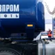 Az amerikai intézkedések között szerepel a Gazpromnyefty és a Szurgutneftyegas elleni szankciók bevezetése, valamint az orosz energiaexportban részt vevő 183 hajó feketelistára helyezése, több tucat kereskedő, oroszországi olajszolgáltató és energetikai tisztségviselő