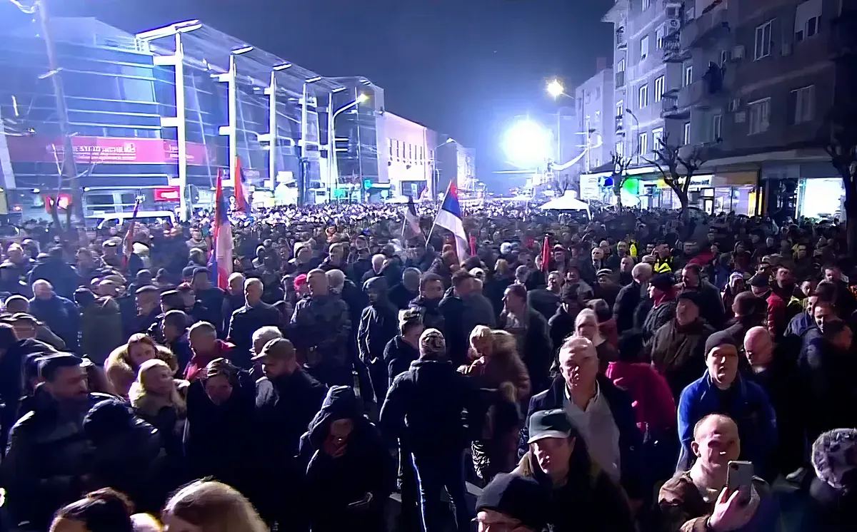 Vučić az ellenzék ellen uszított, és Vajdaság elszakadásával riogatott 3 A jagodinai közönség