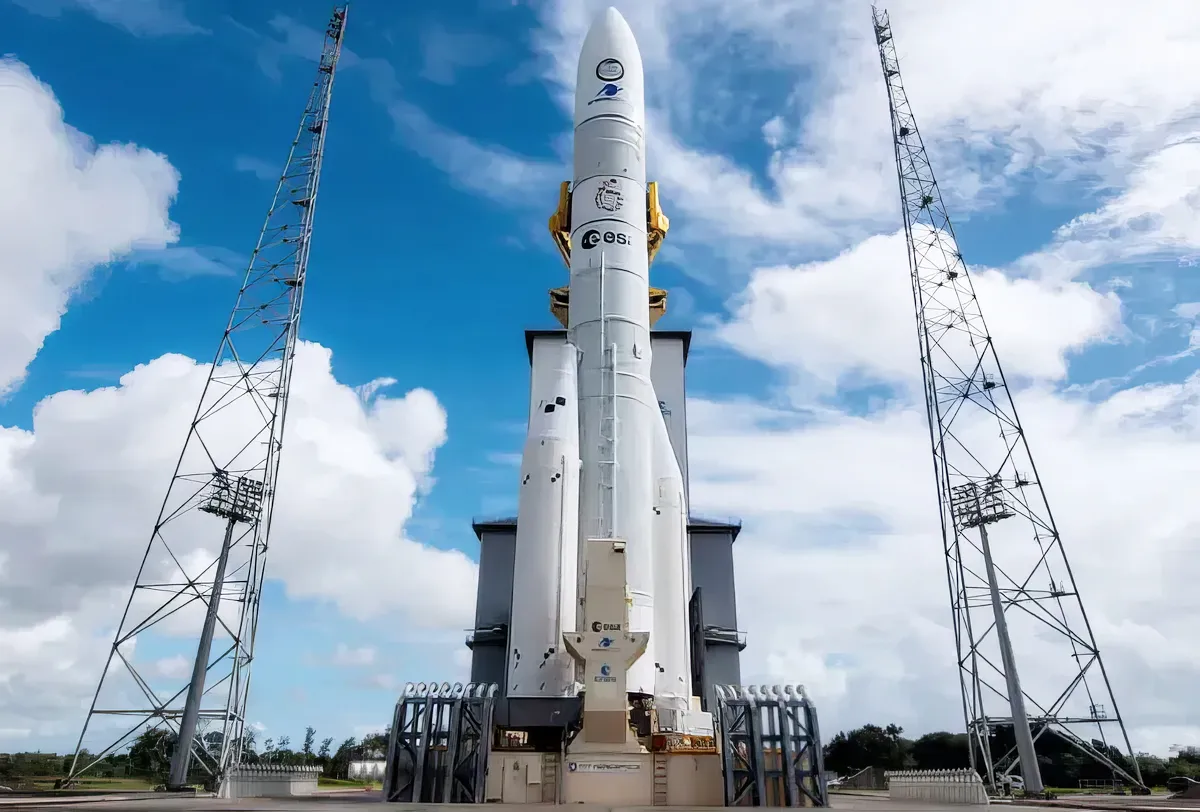CROCUBE: Világűrbe, horvát! 3 Az Ariane 6 egy nagy teljesítményű, sokoldalú, méretezhető hordozórakéta. Az ArianeGroup szerint az Európai Űrügynökség (ESA) számára kifejlesztett és megépített hordozórakéta a sikeres európai űrkutatási együttműködést szimbolizálja
