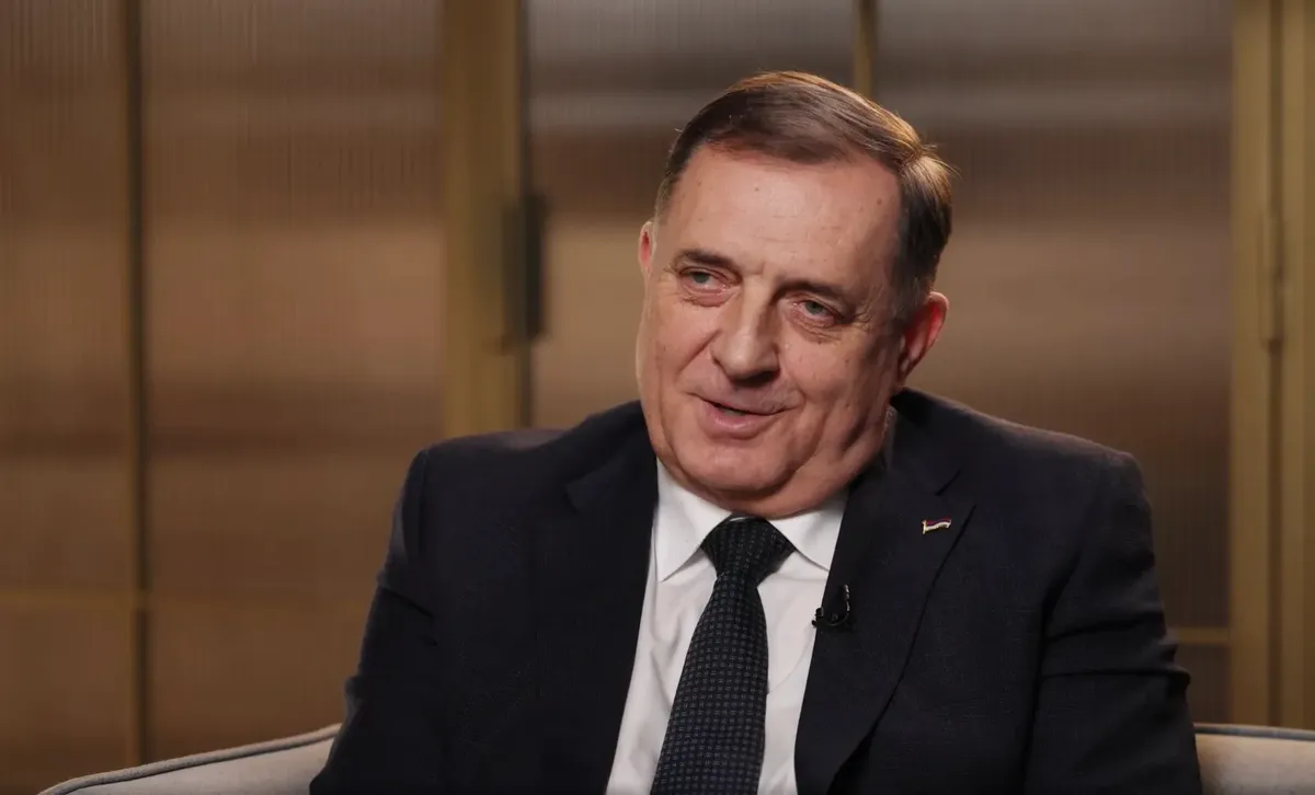 Milorad Dodik szinte úszik a boldogságban, hogy az RT-nek nyilatkozhat