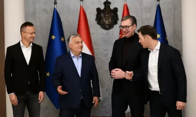 Láthatóan jó hangulatban zajlott a farmernadrágos, nyakkendő nélküli találkozó