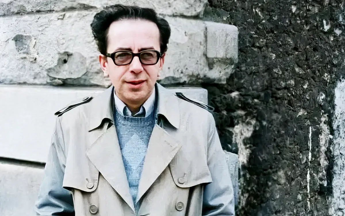 Ismail Kadare 1987-ben: az író, aki a Hodzsa-rezsim alattomos vizein evezett