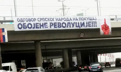 A szerb kormányzat ösztönzésére valaki reagált arra, hogy belgrádi megítélés szerint a nyugat színes forradalmat hajt végre Szerbiában