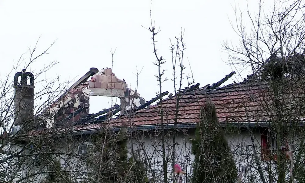 A tetőszerkezet is jelentősen károsodott