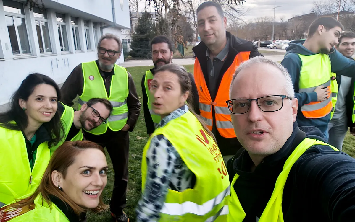 Az Újvidéki Orvostudományi Egyetem tanárai besegítenek a diákoknak a rendfenntartásban
