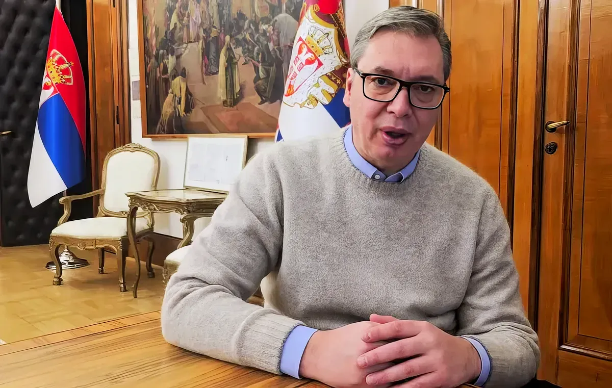 A szerb elnök az Instagramra feltett videójában kijelentette, hogy ha igazak a CRTA állításai, akkor nem maradhat tovább Szerbia elnöke, ezért helyzetfelmérő (tanácsadó) népszavazásra van szükség