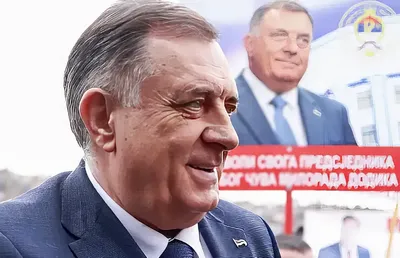 Öt év Dodiknak
