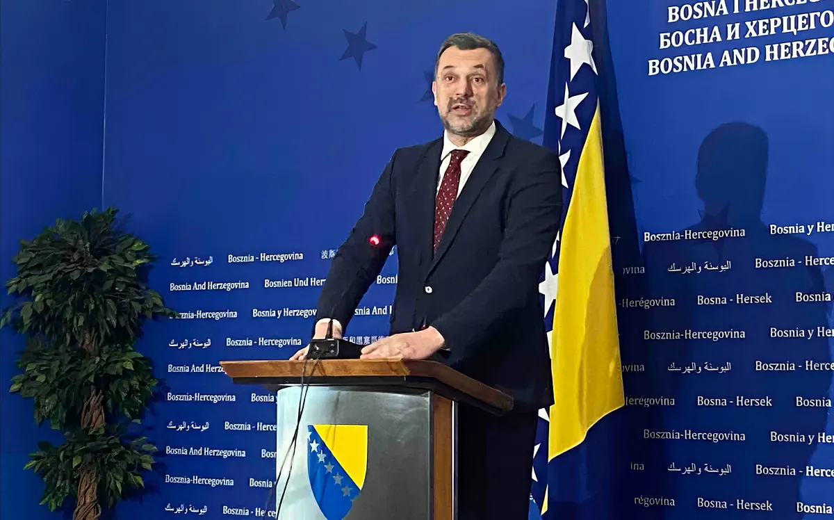 Konaković szerint jobb volna, ha a kormány szétesne