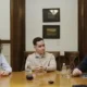 A szerb elnök négy egyetemistát fogadott, erről tanúskodik a legújabb propagandavideó.