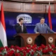 A boszniai Szerb Köztársaságban kimondottan rózsás a helyzet. Milorad Dodik és Magyar Levente közös sajtótájékoztatója Banja Lukában, amely miatt bekérették a magyar nagykövetet