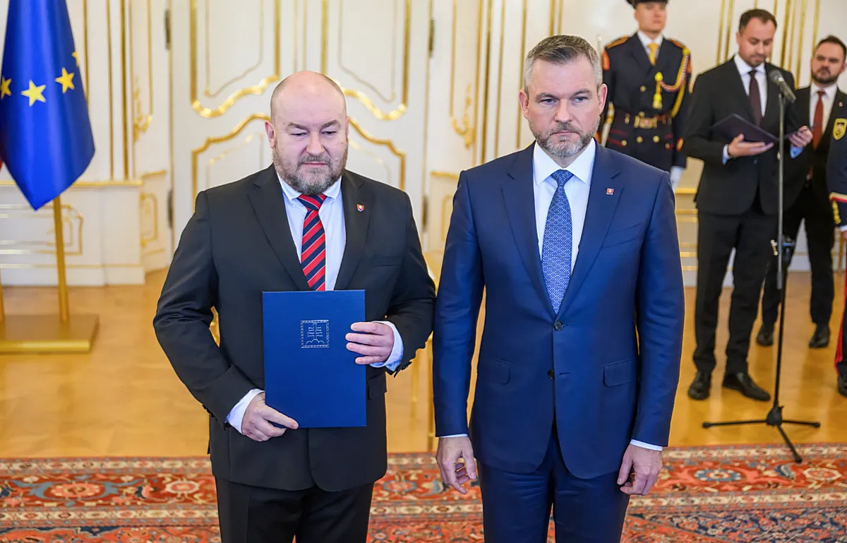 Fico kormányába bekerült Rudolf Huliak, aki az új szlovák sport- és turisztikai miniszter lesz