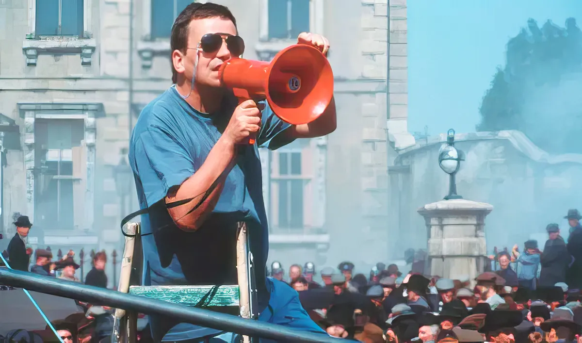 Síró játék: ó, mozik, ó, emberek! (ó, béka, ó, skorpió!) 2 Szóval, Neil Jordan nem ment el Belgrádba, viszont lett ír filmfeszt