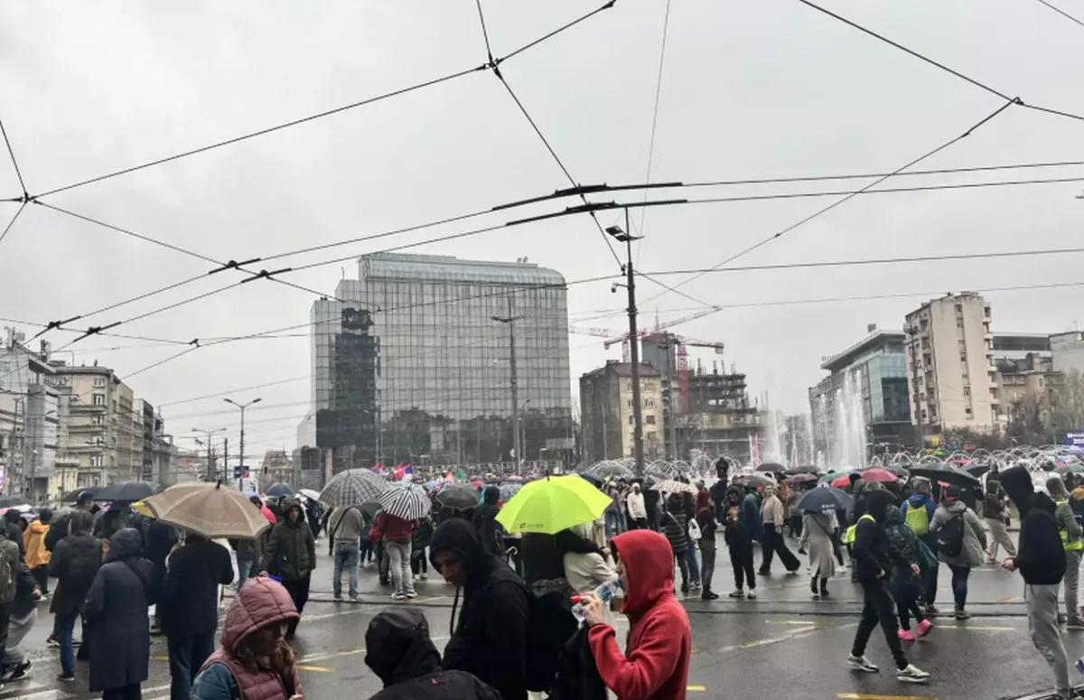 A Slavija előtti tér, lehet, hogy átteszik ide a tüntetés helyszínét?