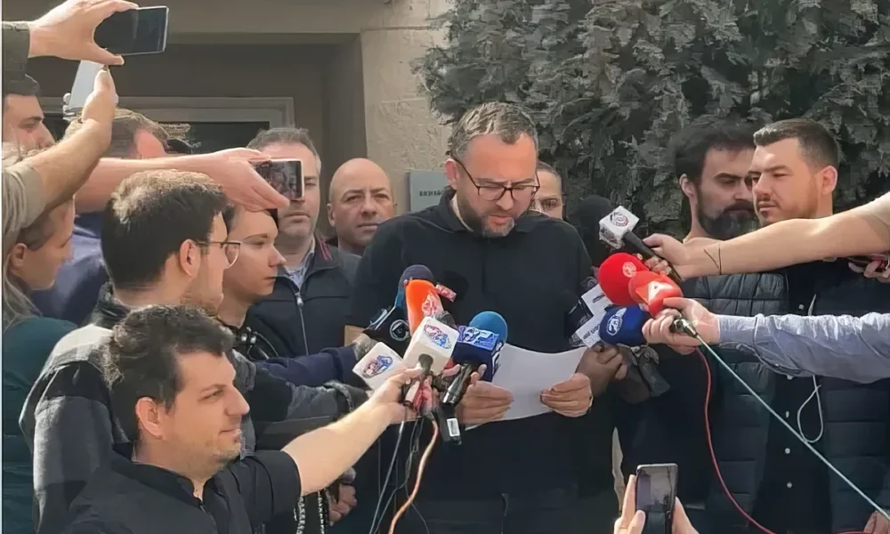 A macedón belügyminiszter a legújabb adatokat ismerteti