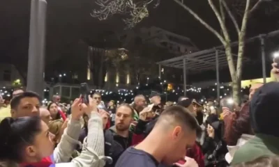 A belügyminisztérium, a védelmi minisztérium és az államfő, Aleksandar Vučić is tagad, sőt, szemen szedett hazugságnak nevezte, hogy hangágyút használtak volna