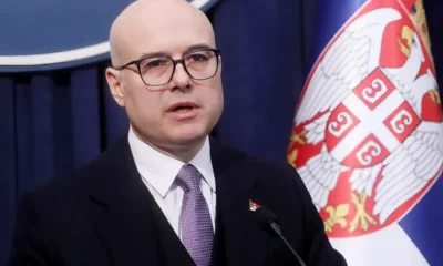 Vučević szerint "a szombati diáktüntetés politikai értelemben teljesen jelentéktelen volt", és ezt azzal igyekeznek ellensúlyozni, vagyis "felpumpálni”, hogy egy még nagyobb hazugságot találtak ki