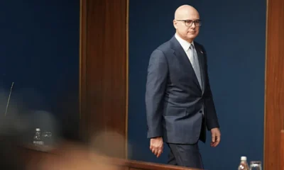A kvázi miniszterelnök kívülről tette be az ajtót a hősies lemondás után